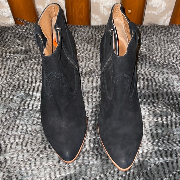 Frye Shoes - FRYE ANKLE BOOTS